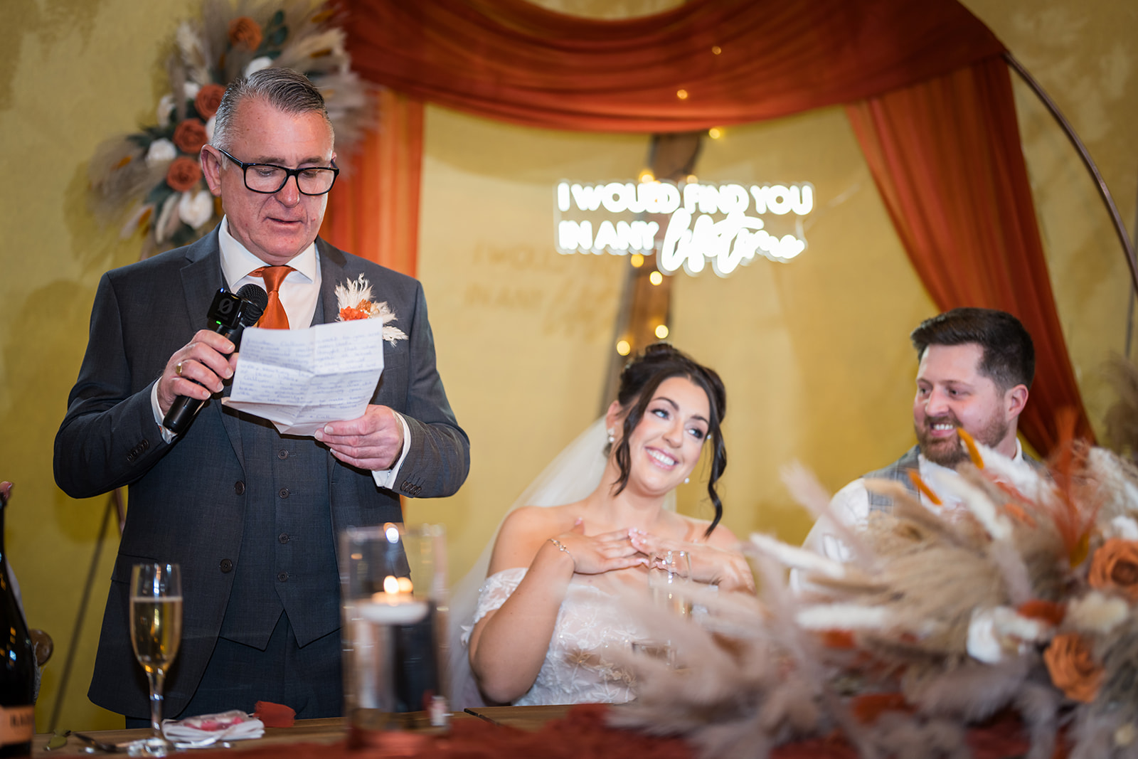 Wedding speech bringing smiles to the bride and groom